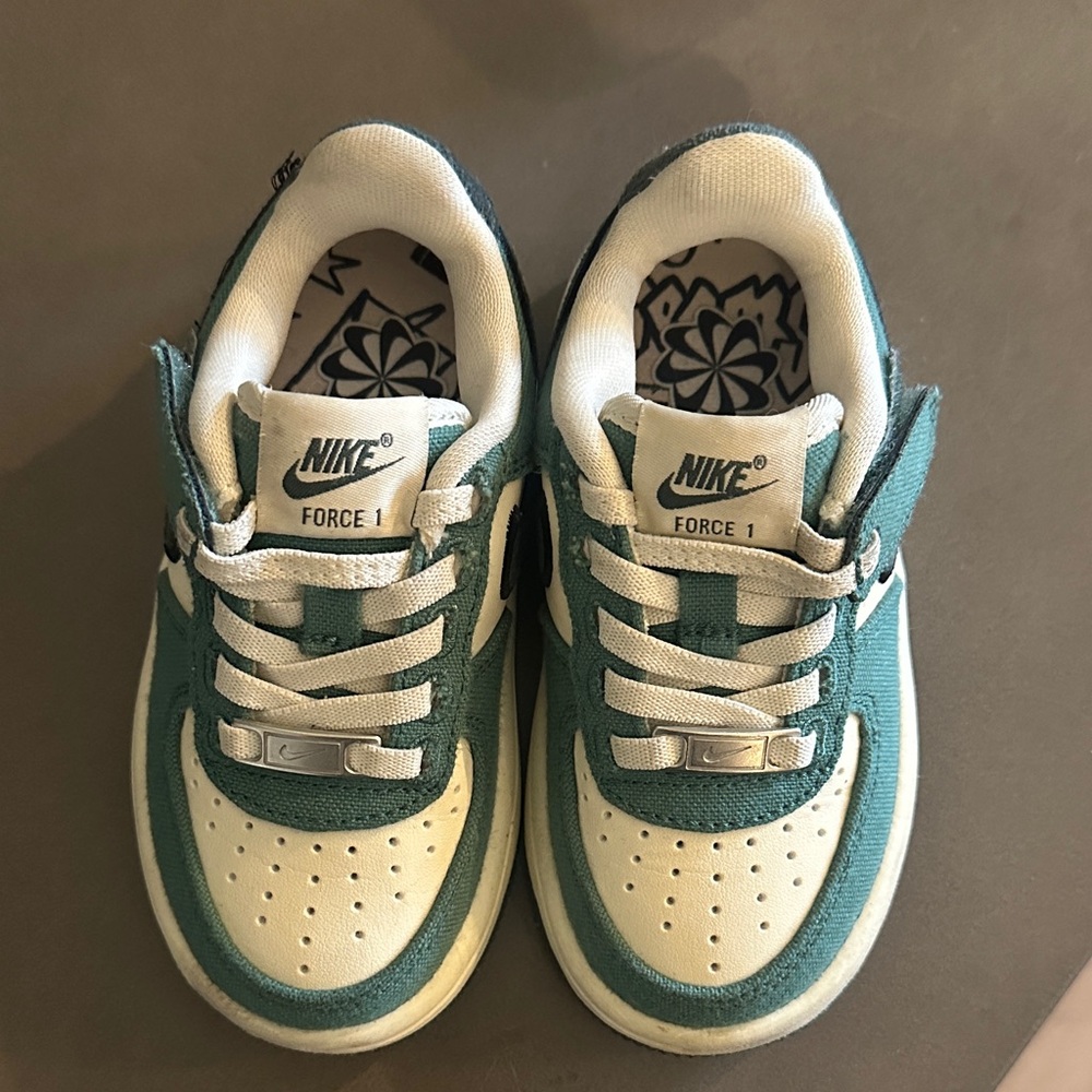 Nike Kids' Teal and White Sneakers